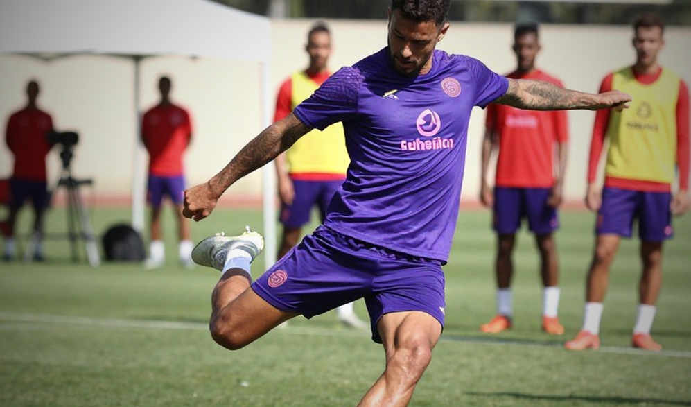 Hàn Quốc bổ nhiệm HLV 'đâm sau lưng' Luis Enrique: Nước cờ an toàn hay canh bạc mang tên Robert Moreno?