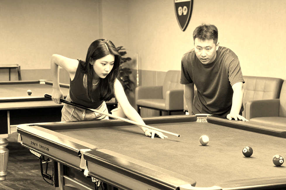 Báo cáo Giai đoạn 2 về Billiards: Đầu vào trống, mọi chiều phân tích bất khả thi