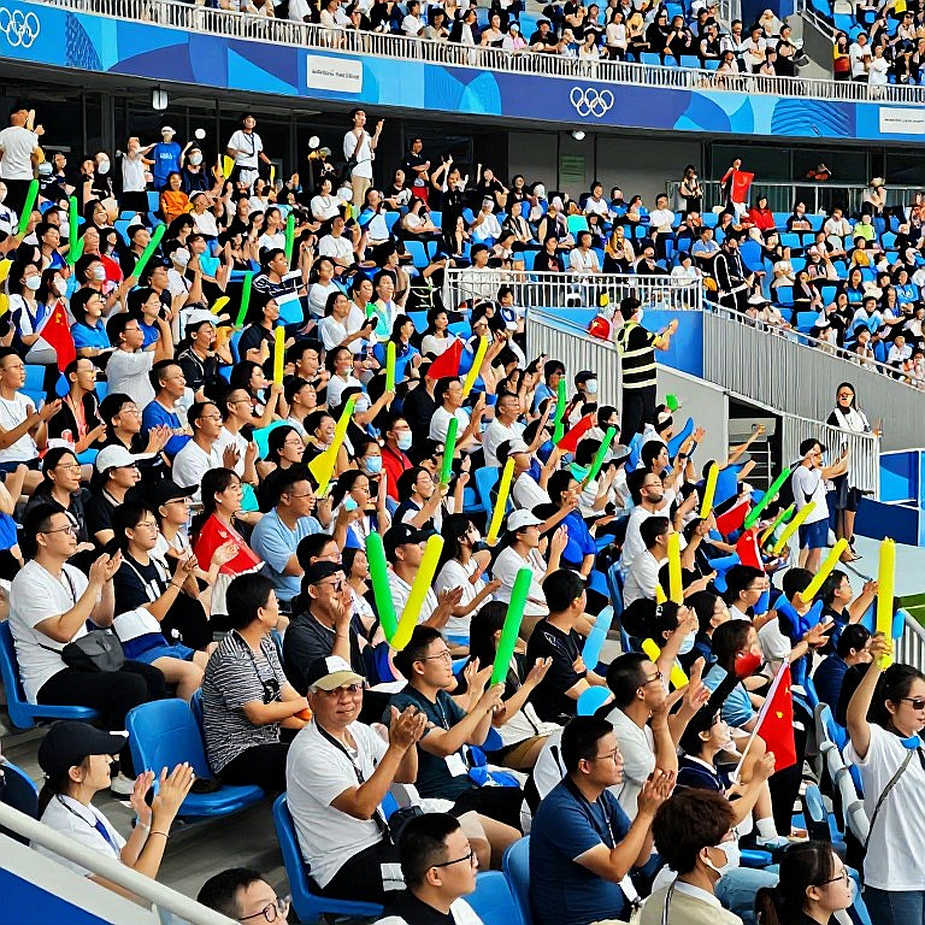 Kỷ cương V-League và tiếng vọng từ phòng thay đồ: Khi thẻ đỏ bị bỏ quên