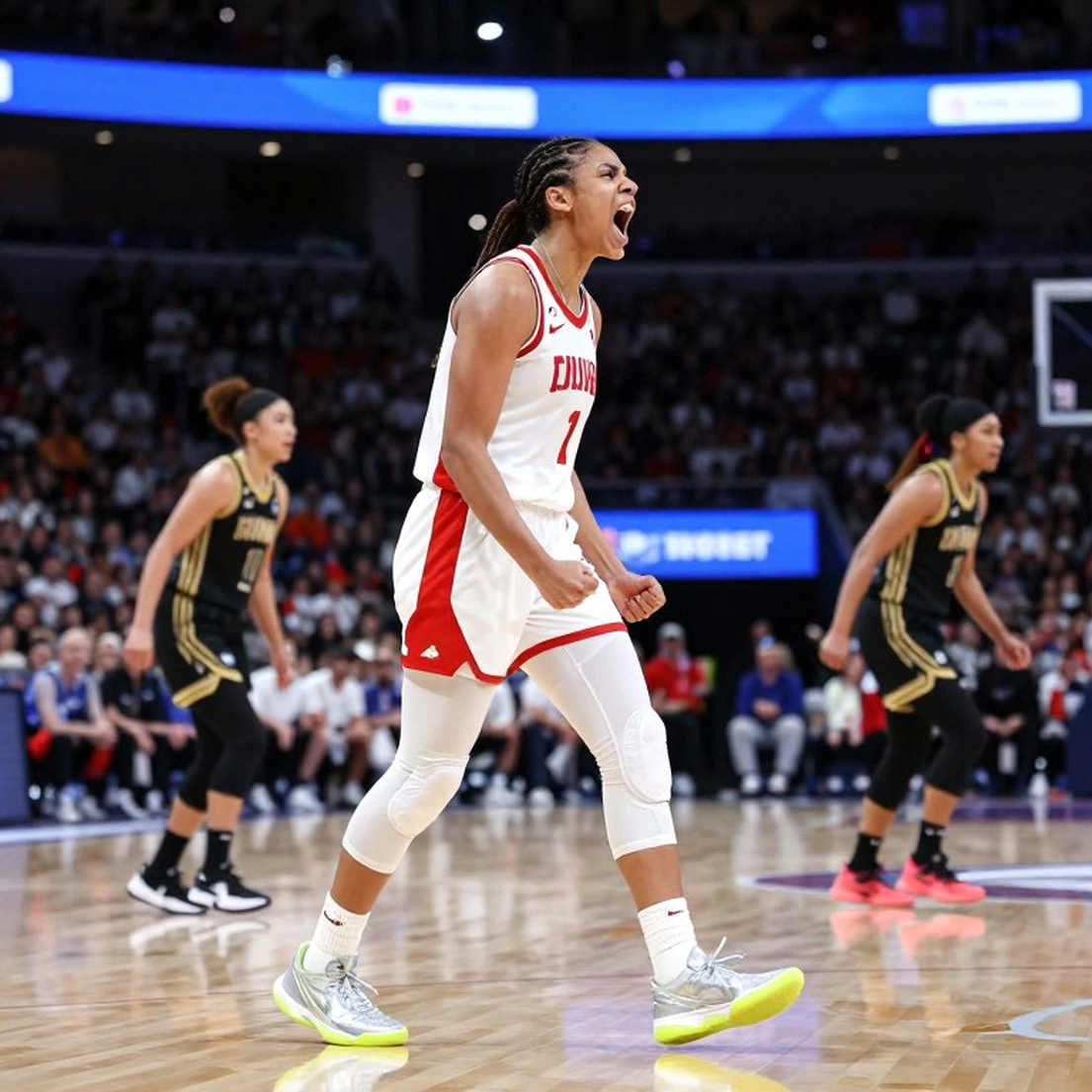 Amen Thompson và bản hợp đồng 208 triệu đô la: Houston Rockets đặt cược vào tương lai không vị trí