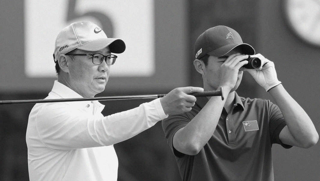 Small Changes for Big Improvements: Boring but Effective Golf Practice Tips from Top Coaches Mark Blackburn, Ralph Bauer and Others Small Changes for Big Improvements: Boring but Effective Golf Practice Tips from Top Coaches Mark Blackburn, Ralph Bauer and Others