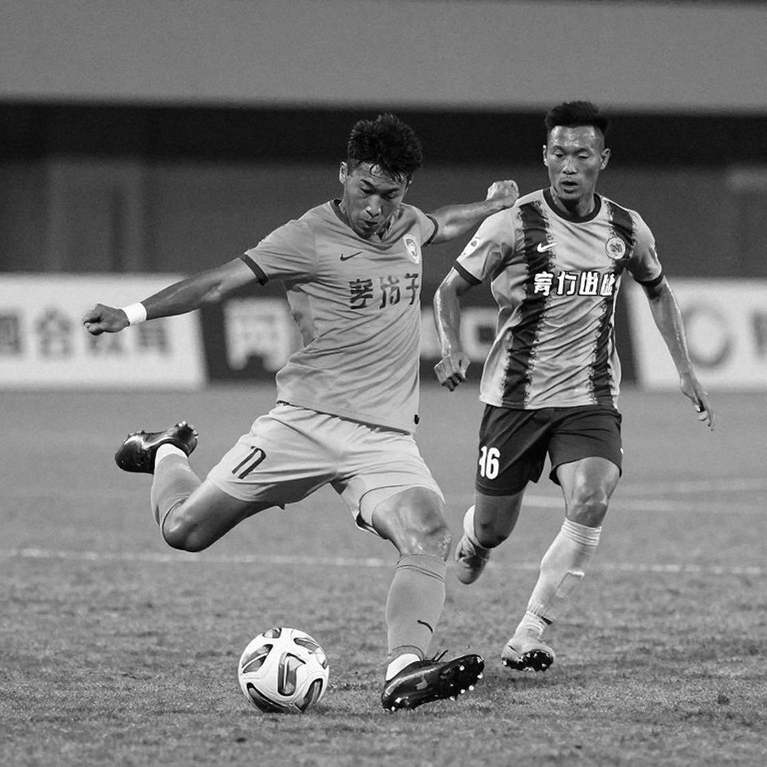 Berghuis and the 'heads or tails' fear: Ajax need a clear plan, not just another trophy Berghuis and the 'heads or tails' fear: Ajax need a clear plan, not just another trophy